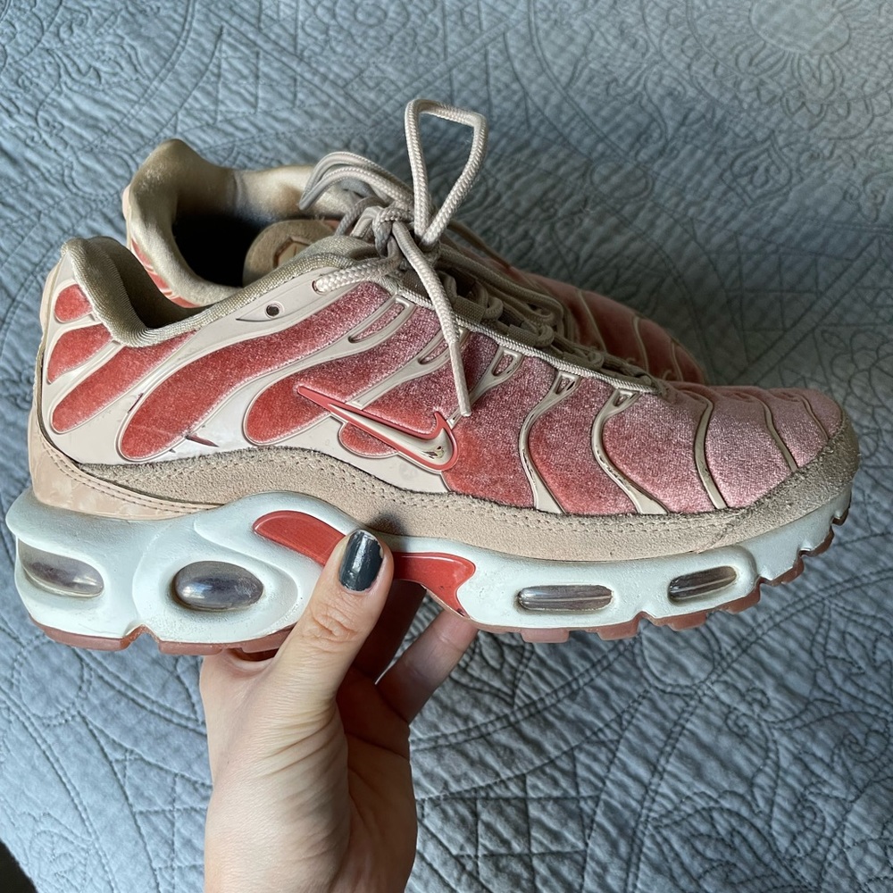 Nike Air Tn. Pink.